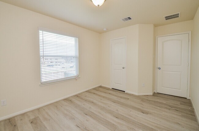 Building Photo - 7710 Granite Terrace Ln