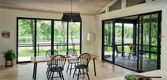 Building Photo - 8 Chester Rd