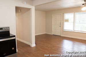 Building Photo - 4618 Neer Ave