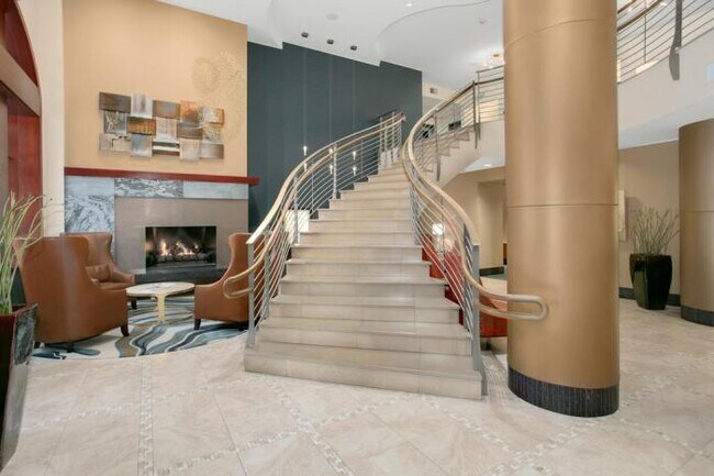 Building Photo - 1 bedroom in Seattle WA 98121