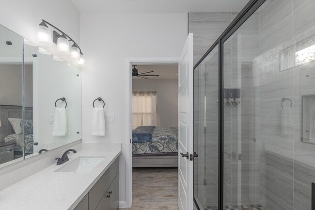 Building Photo - FOR LEASE - MODERN COMFORT MEETS PRIME LOC...