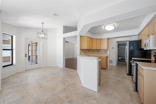 Building Photo - 1061 Archway Dr