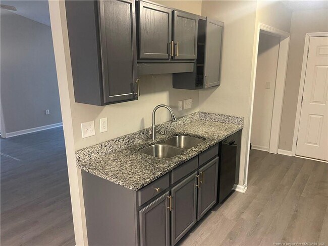 Building Photo - 6489 Applewhite Rd