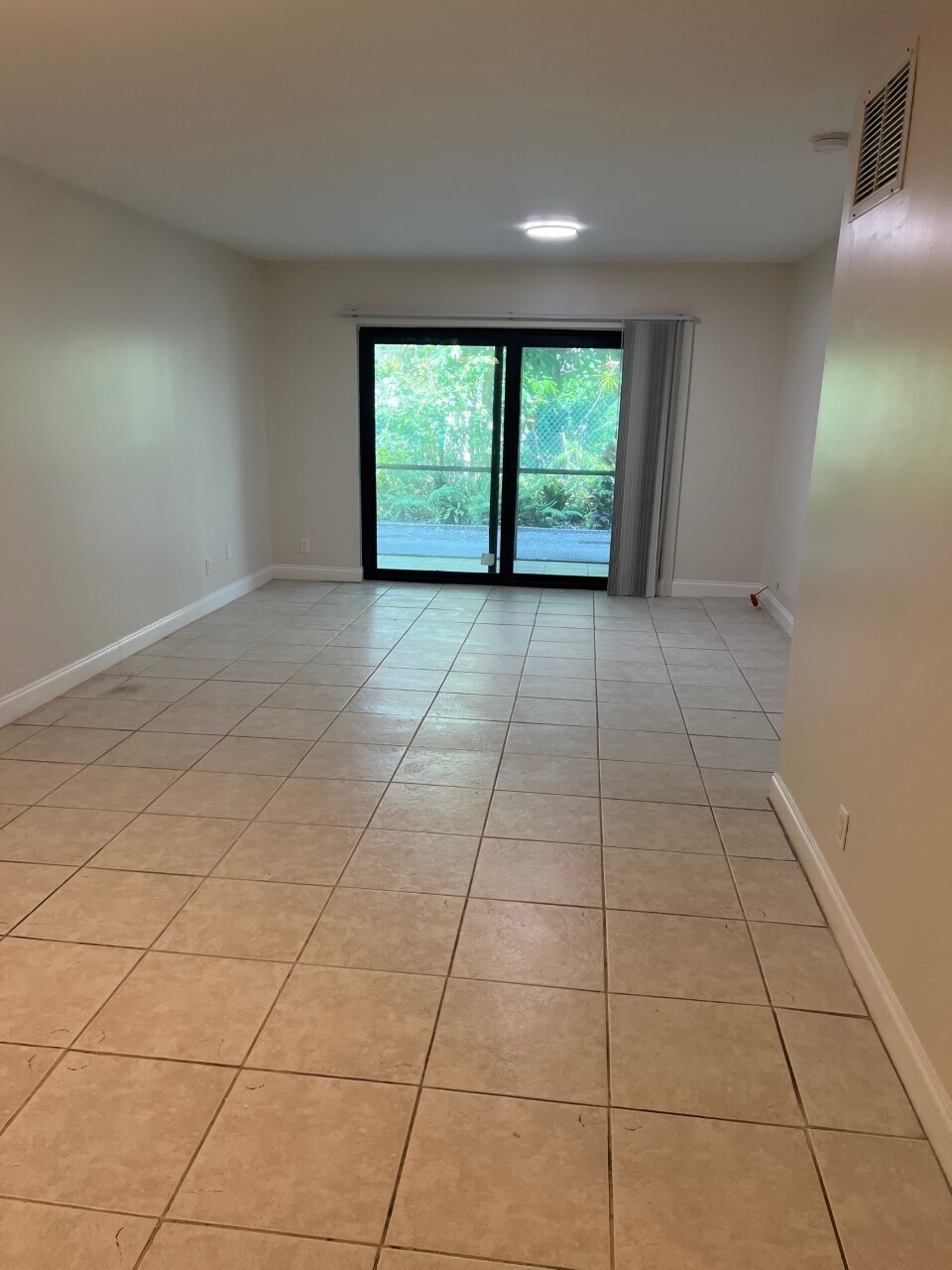 Building Photo - 3115 Oakland Shores Dr