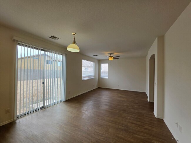 Building Photo - Graham Trail Phoenix