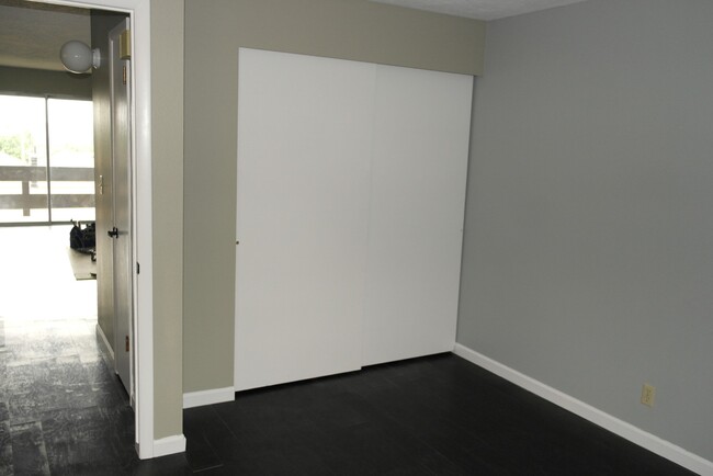 Building Photo - 1792 E 5625 S