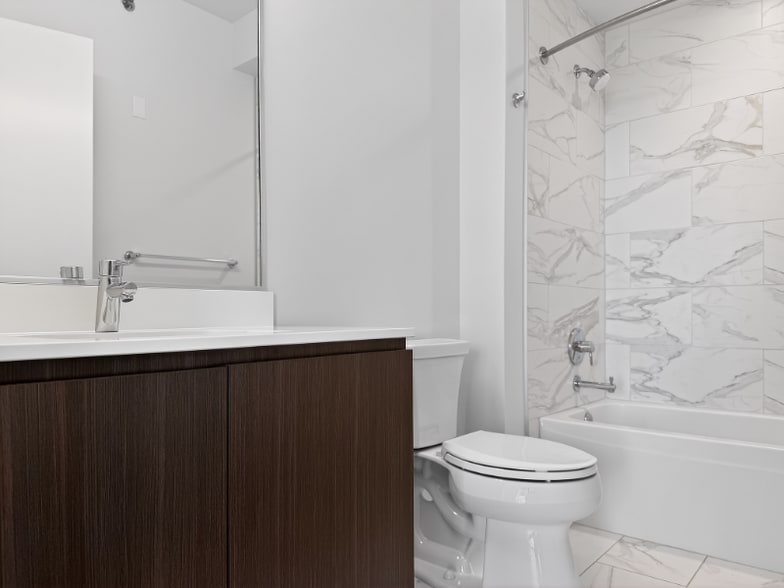 Building Photo - 736 N Aberdeen St