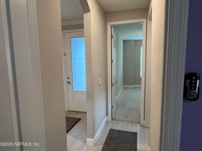 Building Photo - 211 Diamondback Ave