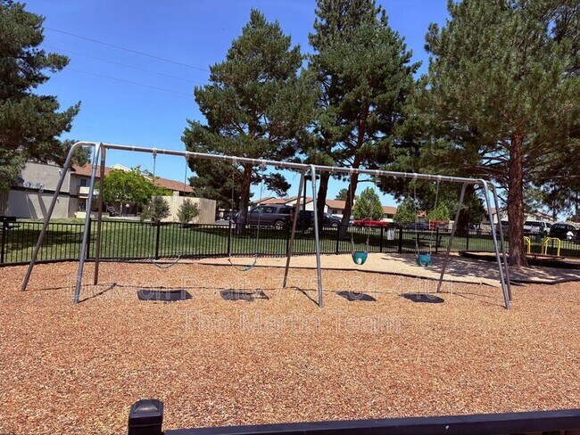 Building Photo - 3948 Clear Acre Ln