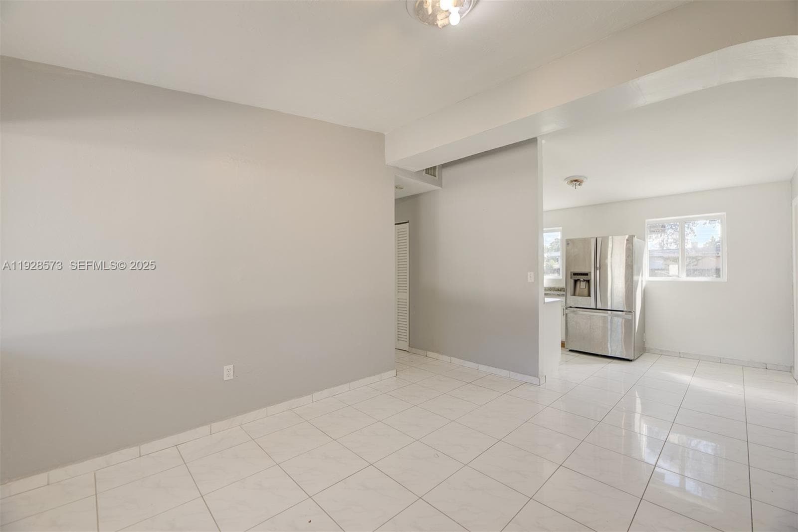 Building Photo - 3510 SW 39th St