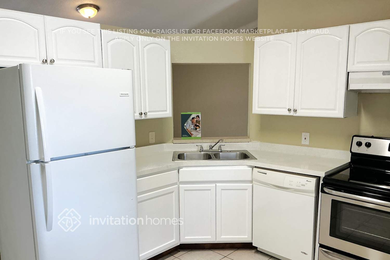 Building Photo - 714 Hamster Ct