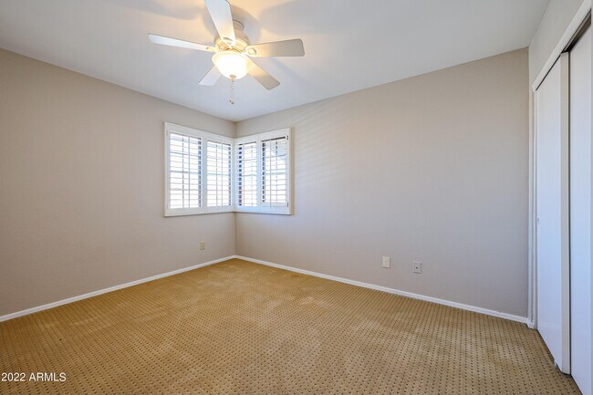 Building Photo - 9067 E Voltaire Dr