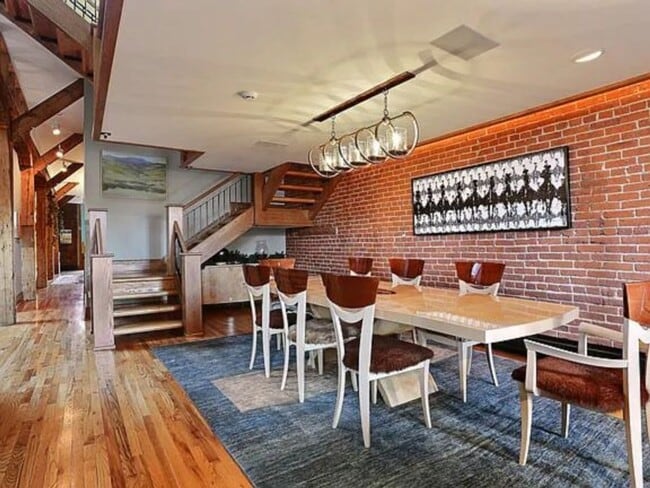 Building Photo - Available November 12