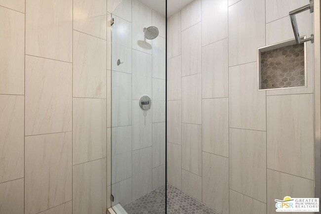 Building Photo - 48756 Desert Flower Dr