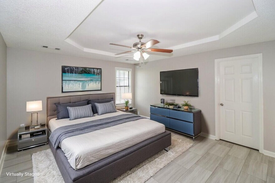 Building Photo - 4879 Baywood Dr