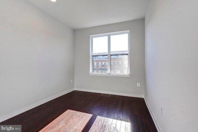 Building Photo - 22954 Sullivans Cove Sq