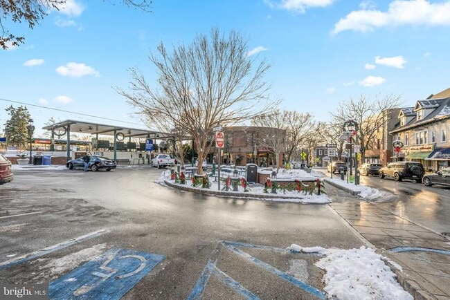 Building Photo - 36 N Narberth Ave