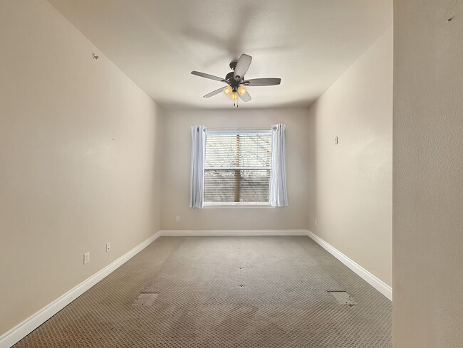 Building Photo - $0 DEPOSIT OPTION. 2 BED / 2BATH MODERN CA...