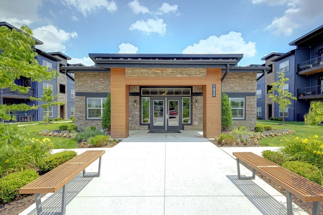 The Thomas Leasing Office - The Thomas
