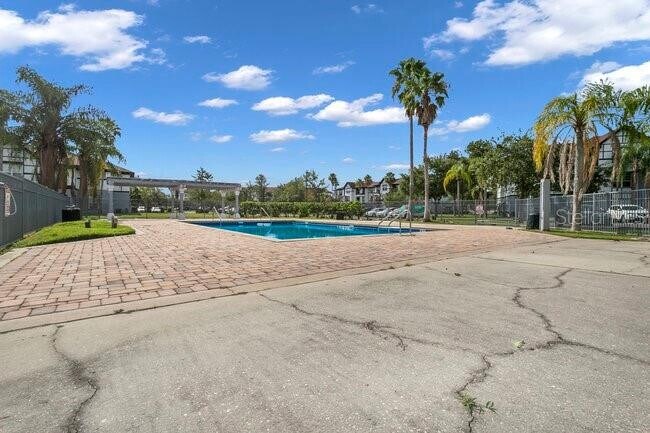 Building Photo - 3702 Palm Desert Ln