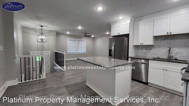 Building Photo - 4 br, 2.5 bath House - 2635 Hatfield Cir Se