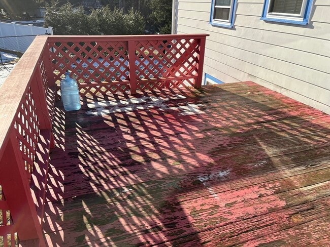 Building Photo - 2 S Sherwood Ave