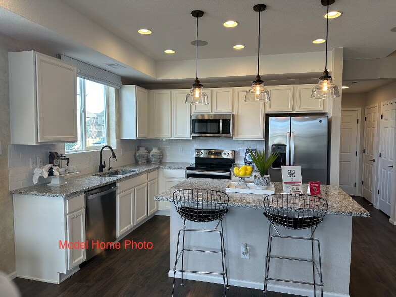 Building Photo - 6500 N Biscay St