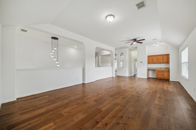 Building Photo - 26402 Larkspur Ridge Dr