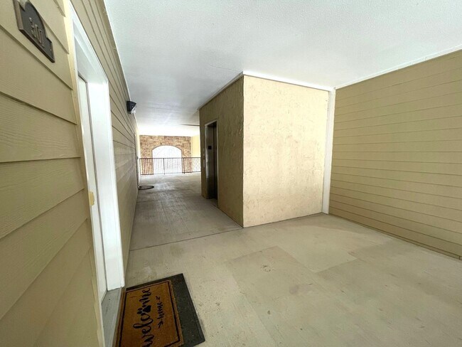 Building Photo - Fully-Furnished 3 Bedroom Condo in Smithton Crossing - Perfect for Traveling Professionals!