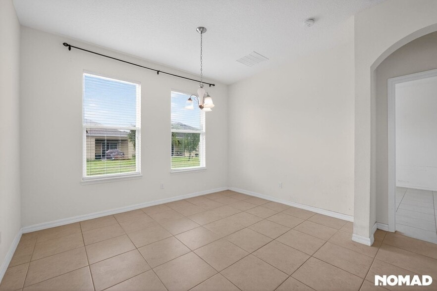 Building Photo - 3928 Pine Gate Trail