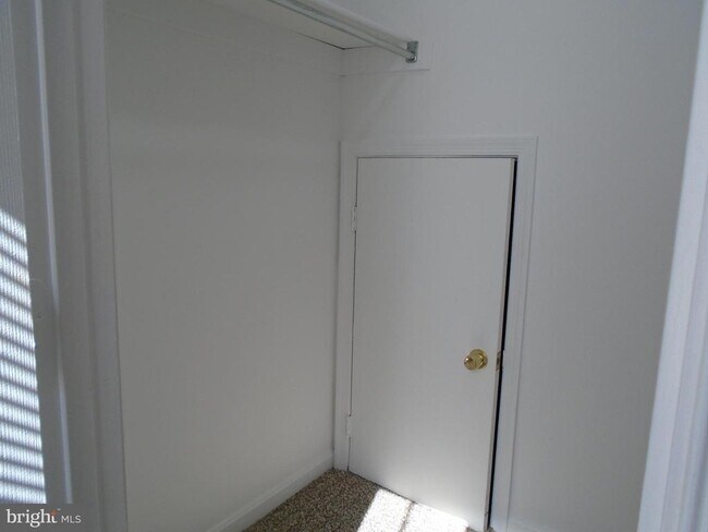 Building Photo - 1914 Duffield Ln