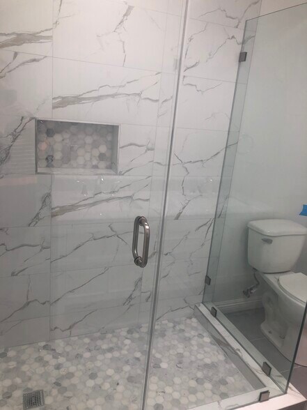 Building Photo - 1477 S Sherbourne Dr