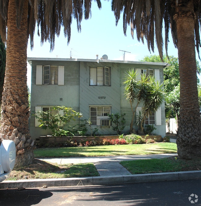 Building Photo - Cumpston Apartments