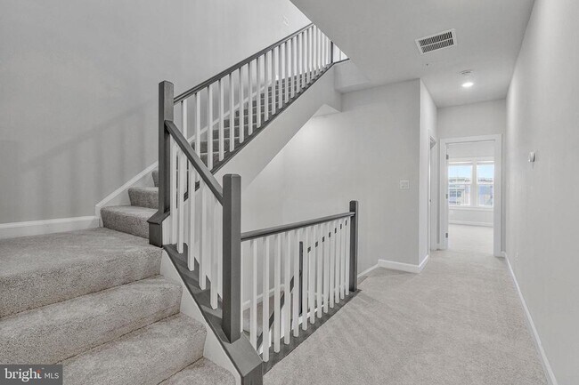 Building Photo - 22266 Philanthropic Dr