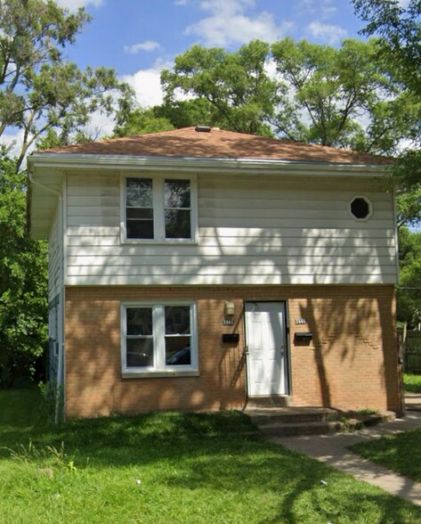 Primary Photo - 5944 N 61st St