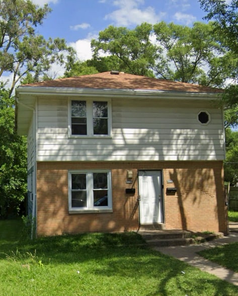 Primary Photo - 5946 N 61st St