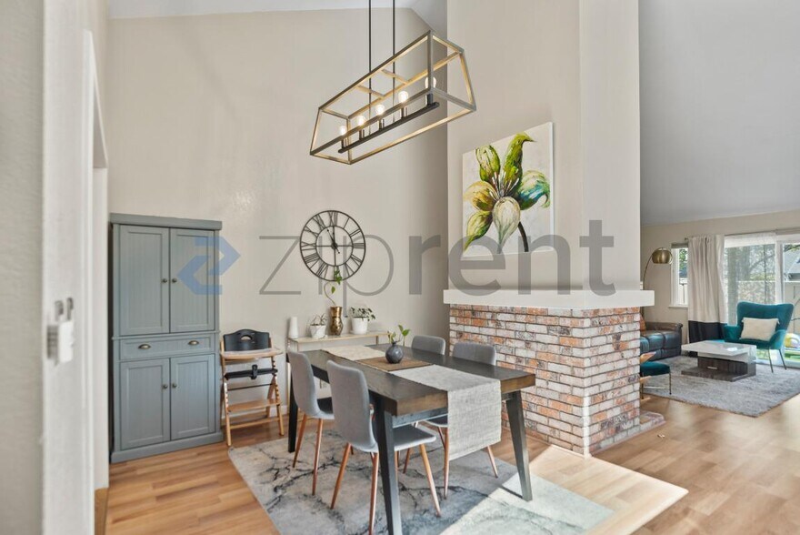 Building Photo - Unit