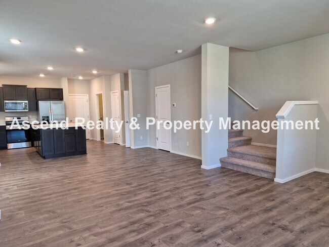 Building Photo - End Unit Vineyards @ Abbey Creek Bethany T...