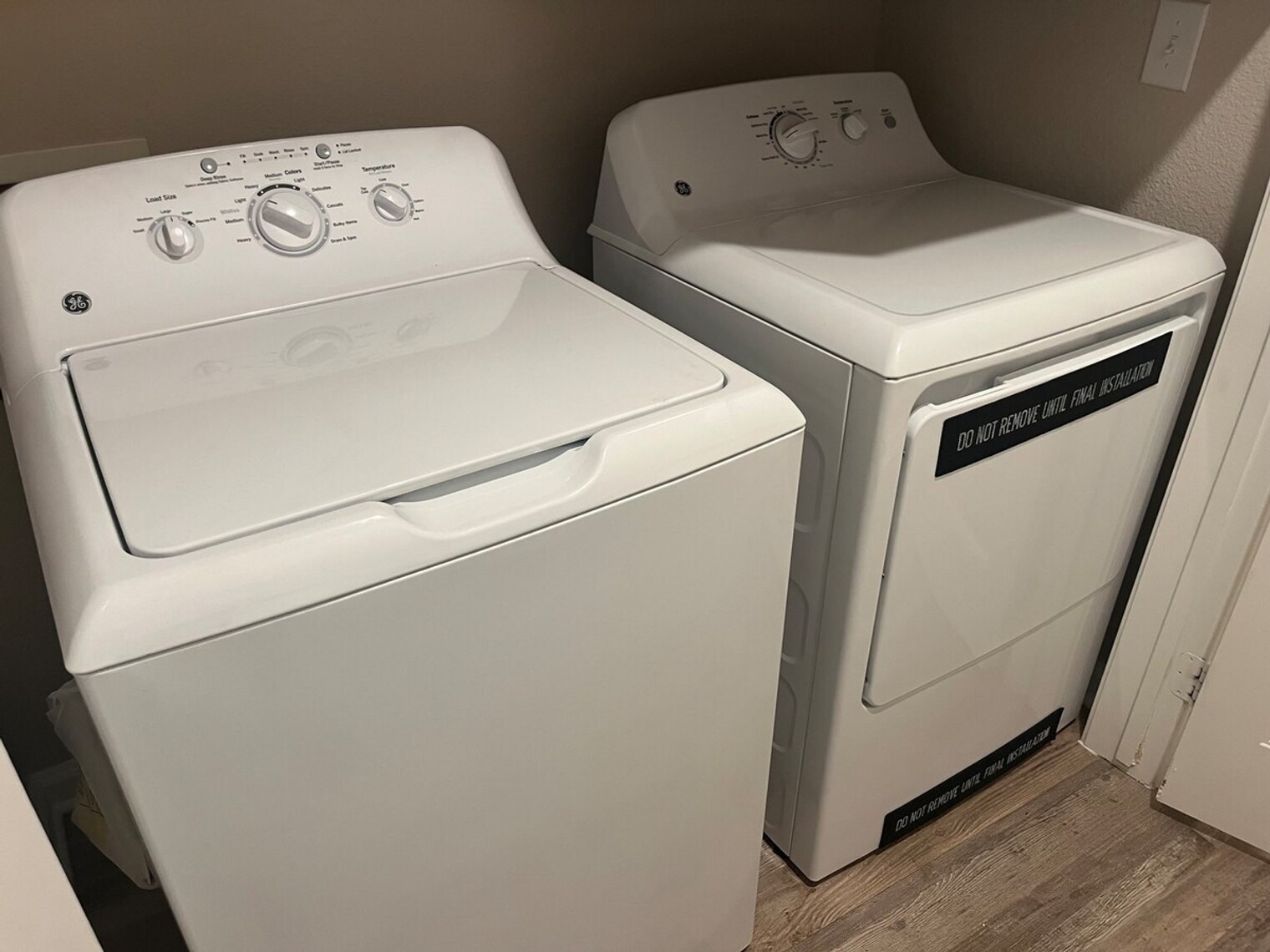 Building Photo - 1445 Broadcloth St