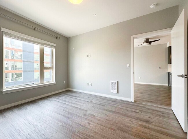 Building Photo - 1Bd/1Ba Seattle Condo
