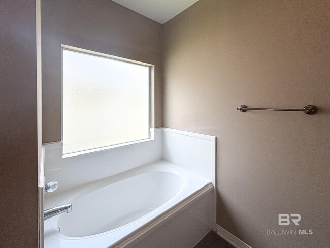 Building Photo - 29956 St Simon St