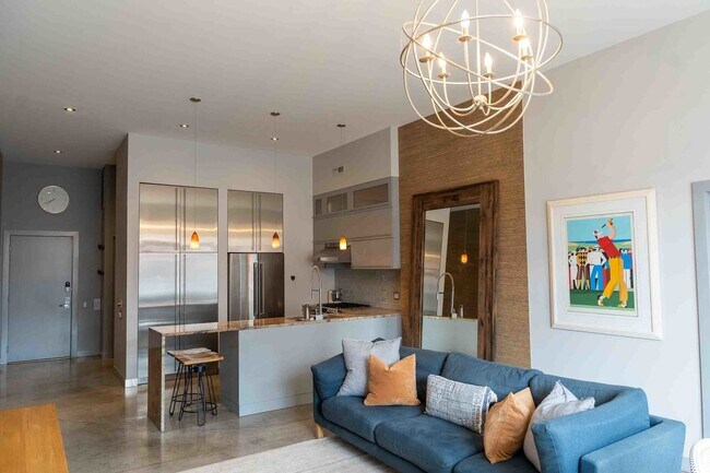 Building Photo - 949 W Madison St