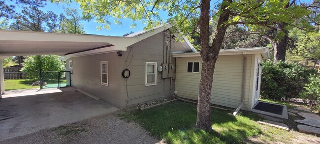 Primary Photo - 5250 Cleghorn Canyon Rd