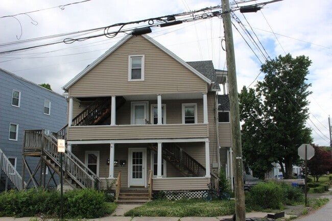 Building Photo - 46 Pulaski St