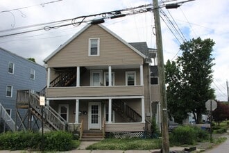 Building Photo - 46 Pulaski St
