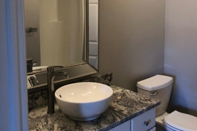 Guest Bath - 1483 Fox Pointe Cir