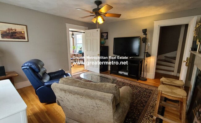 Building Photo - 23 Boston St