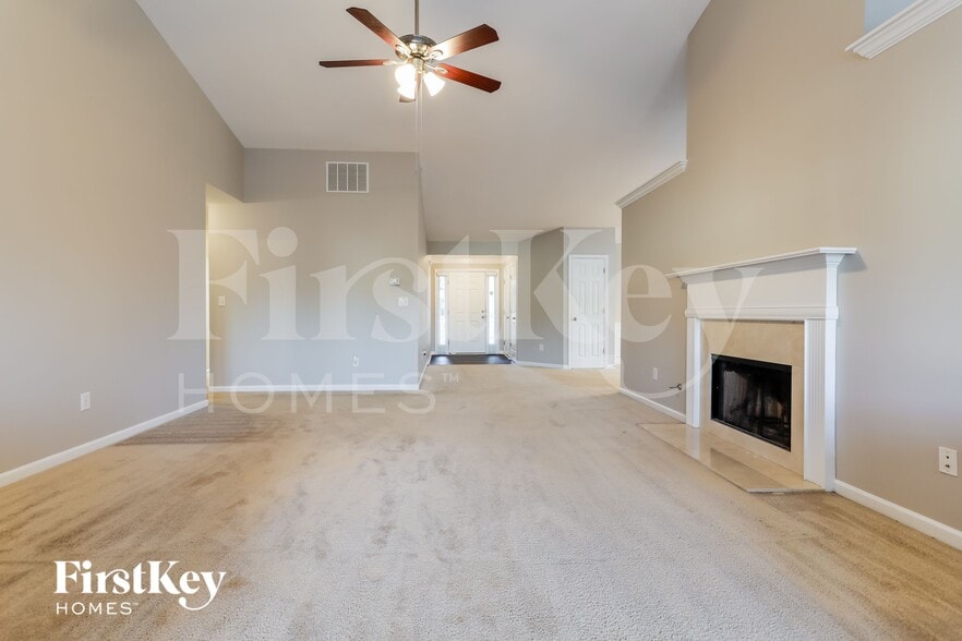 Building Photo - 2868 Merrion Park Ln NE