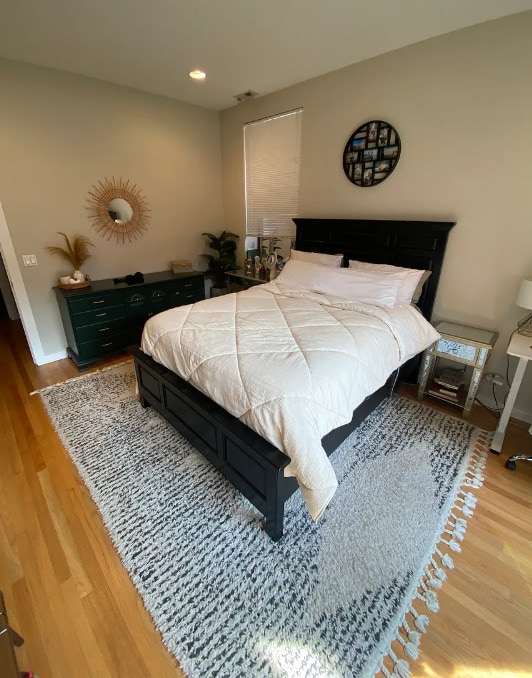 Building Photo - 2151 W Evergreen Ave