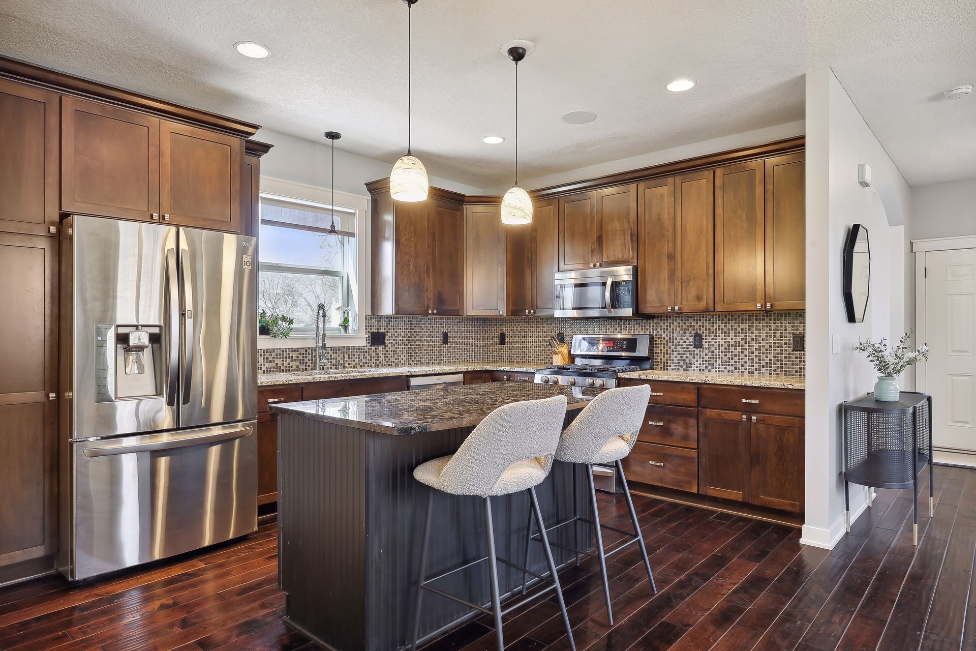 Building Photo - 2019 Louisiana Ave S